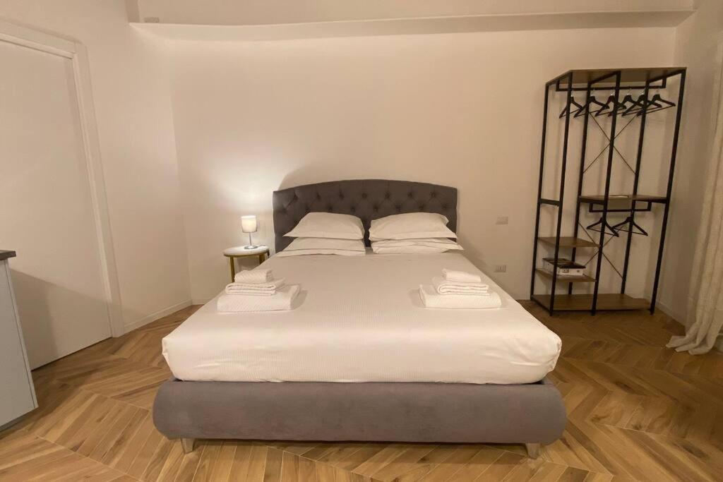 Brera Eleven Suite Deluxe Милано Екстериор снимка